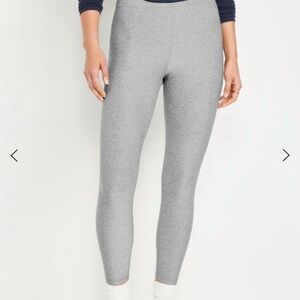 Old Navy Extra High-Waisted CloudComfy 7/8 Leggings - Large - NWT